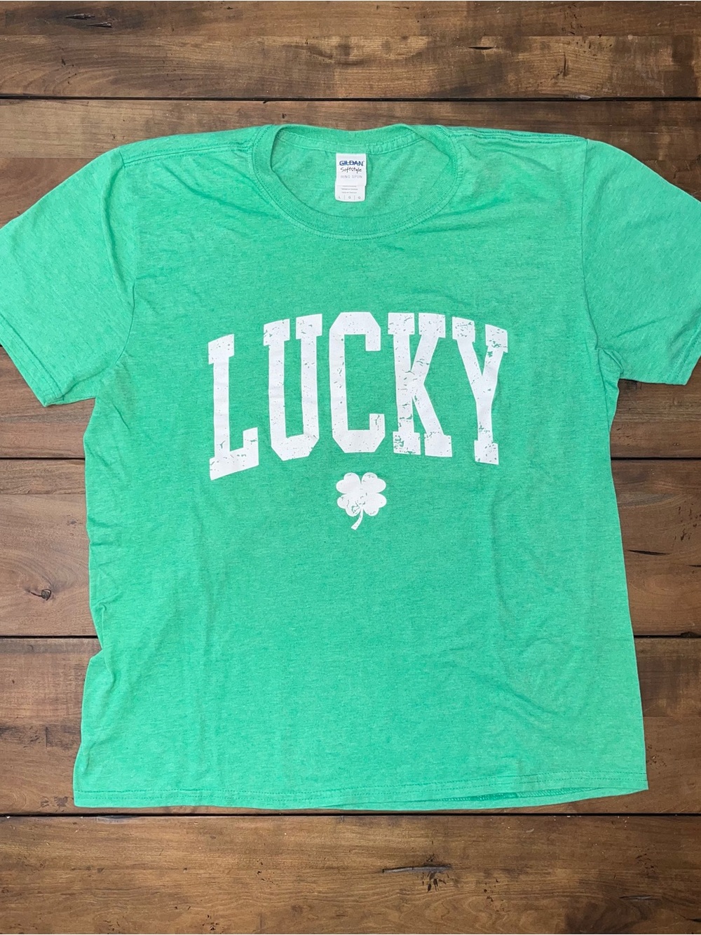 Vintage distressed Lucky four leaf clover T-Shirt size Large